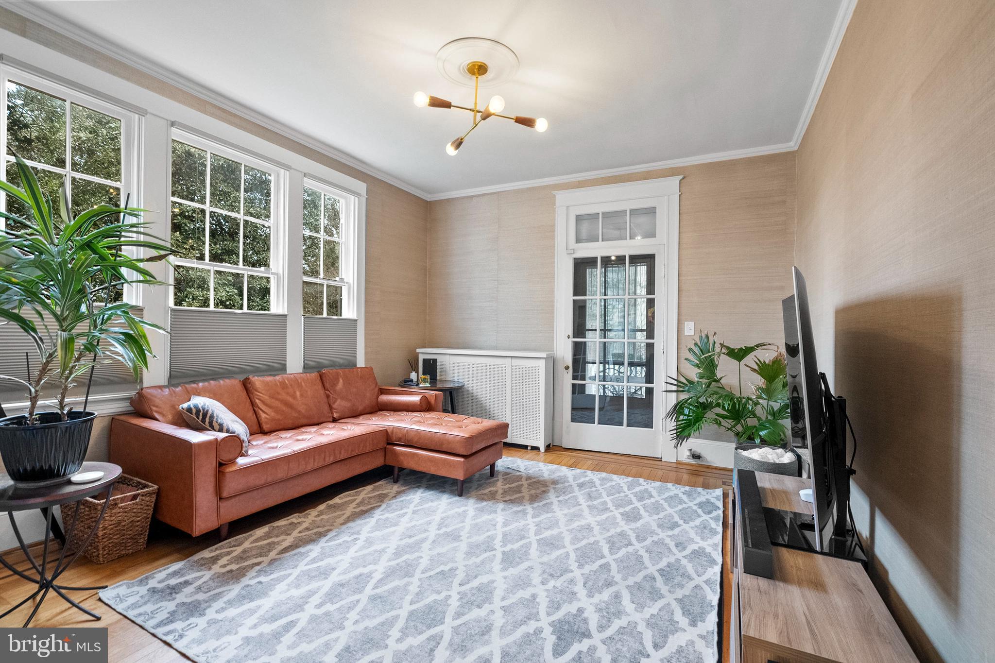 NORTH ROLAND PARK - Residential