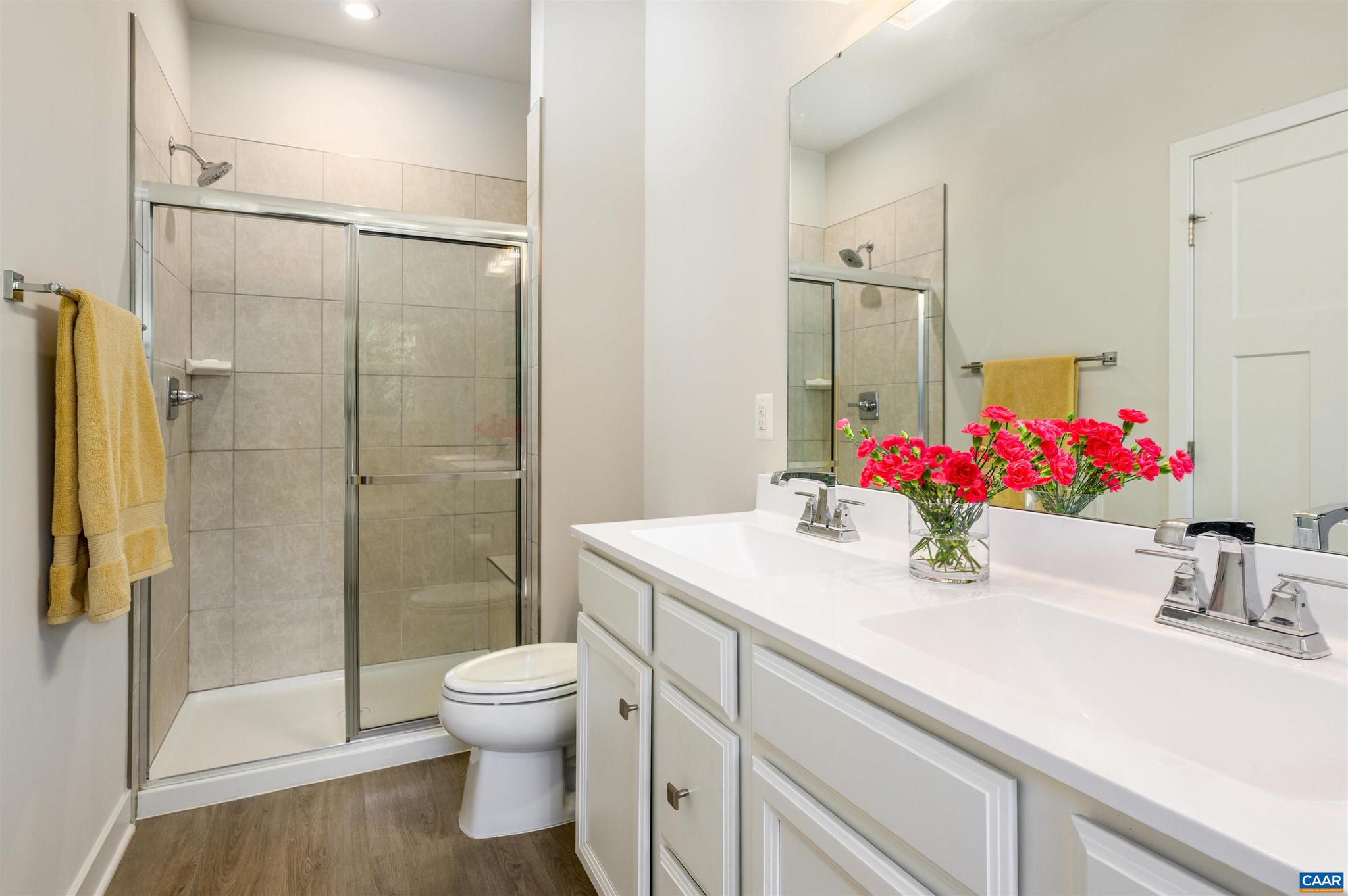 FOREST LAKES - Residential