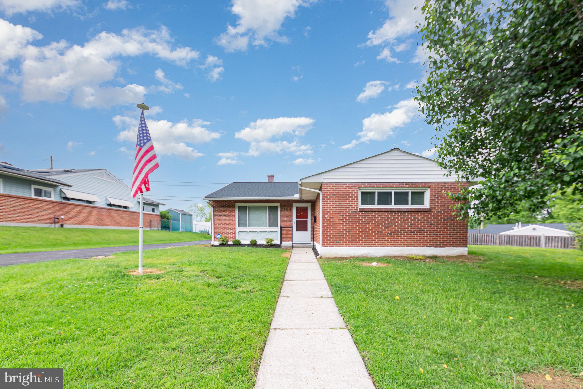 2464 WOODCROFT ROAD
