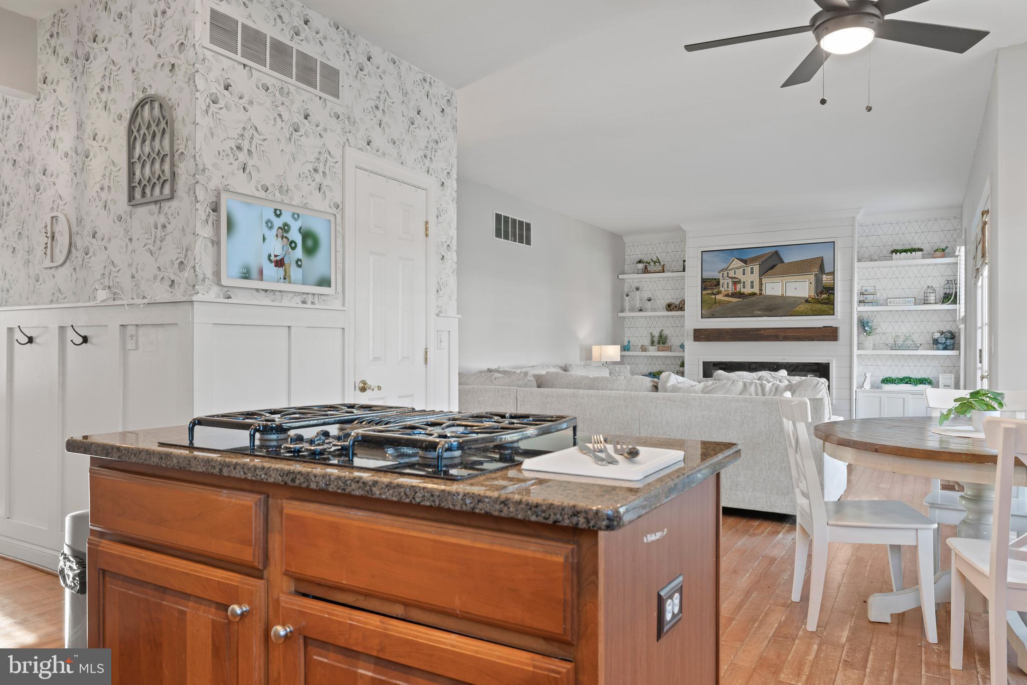 PRESERVE AT WYE MILLS - Residential