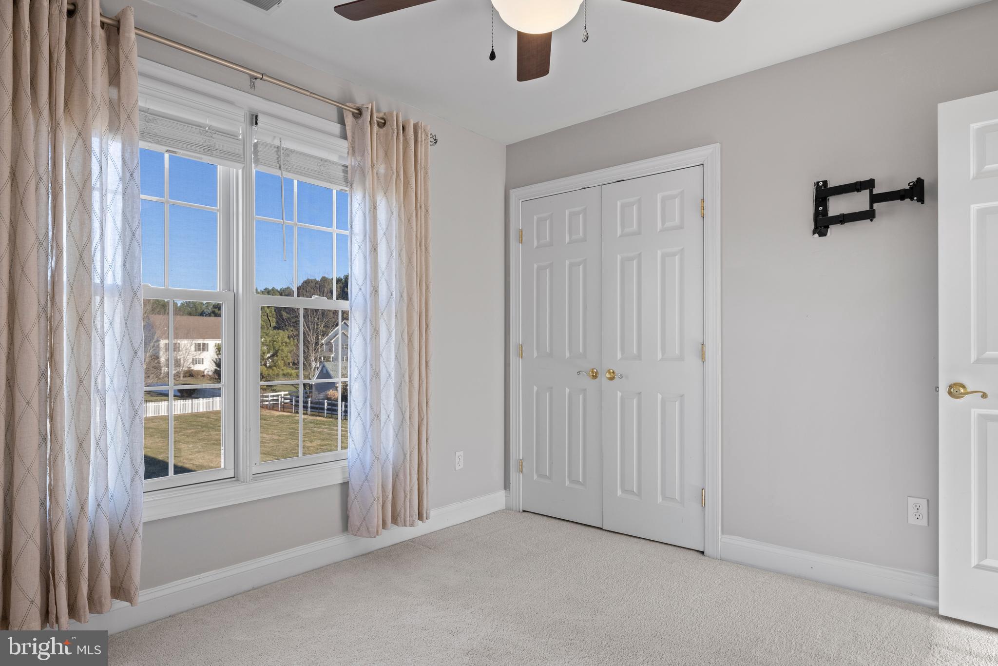 PRESERVE AT WYE MILLS - Residential