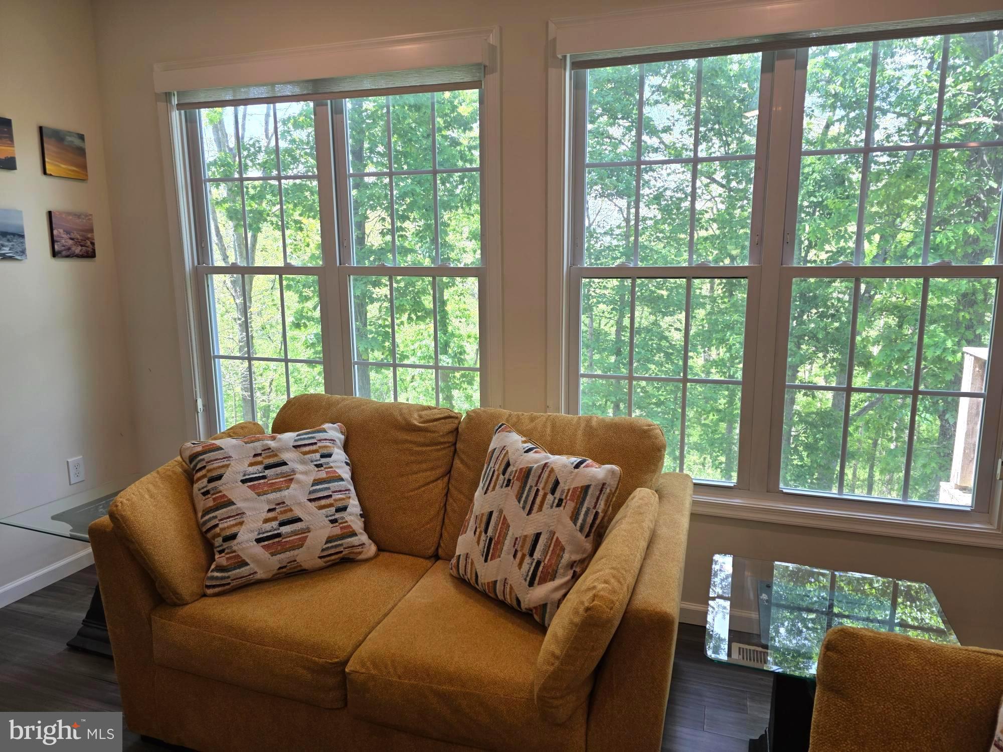 AVON BEND - Residential