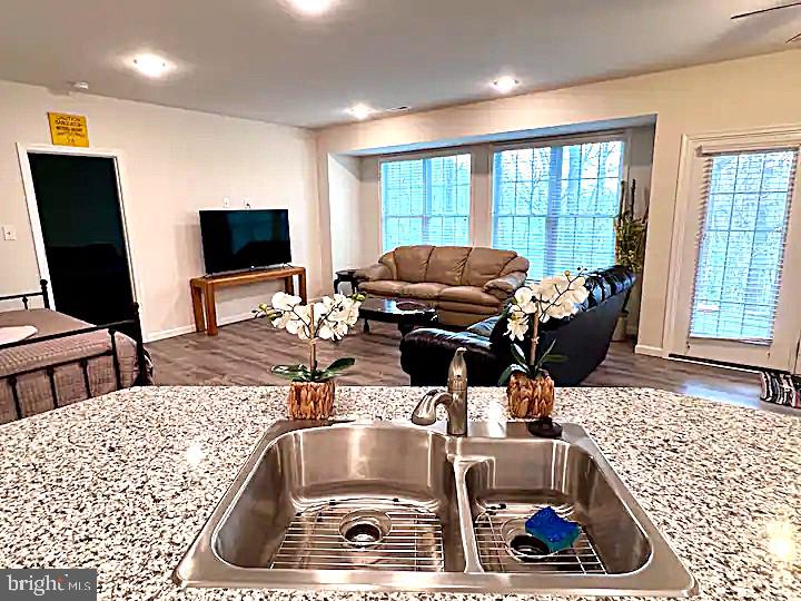 AVON BEND - Residential