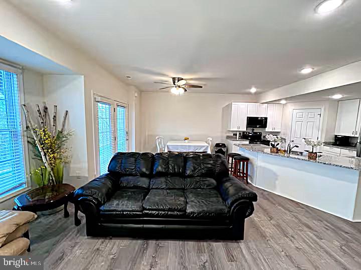 AVON BEND - Residential