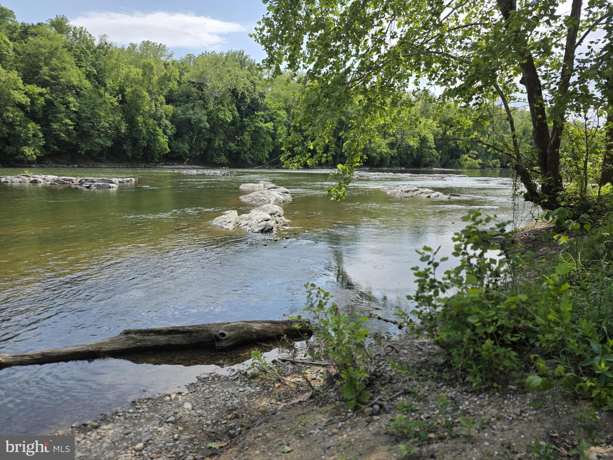 AVON BEND - Residential