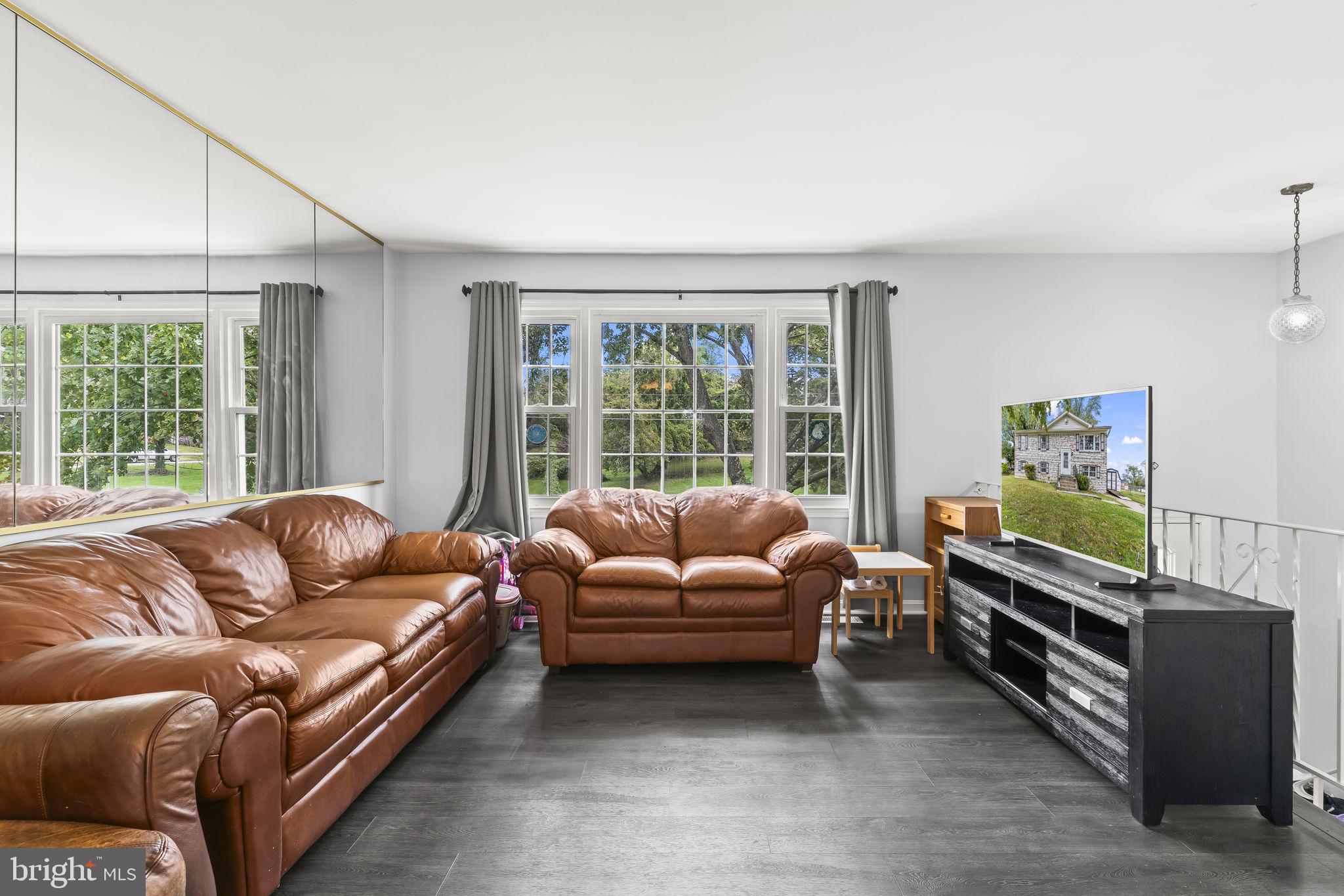 APPLE GROVE - Residential