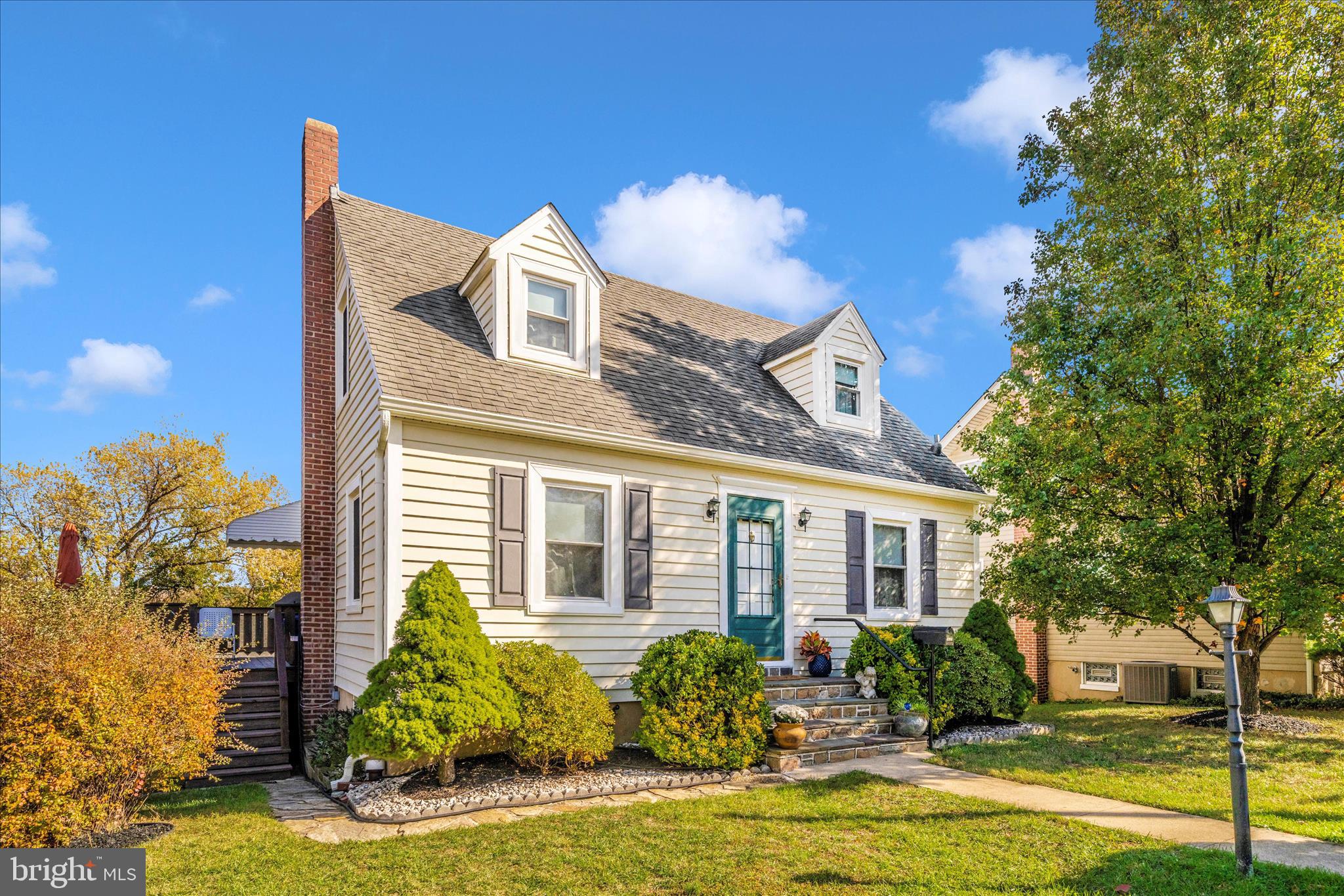 HALETHORPE HEIGHTS - Residential