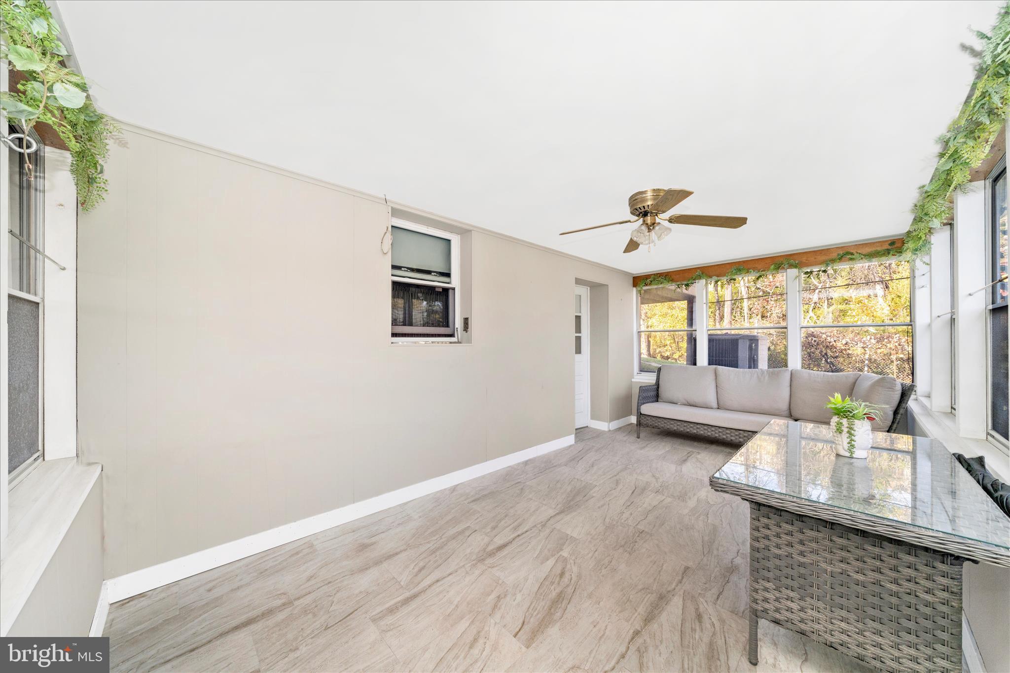 HALETHORPE HEIGHTS - Residential