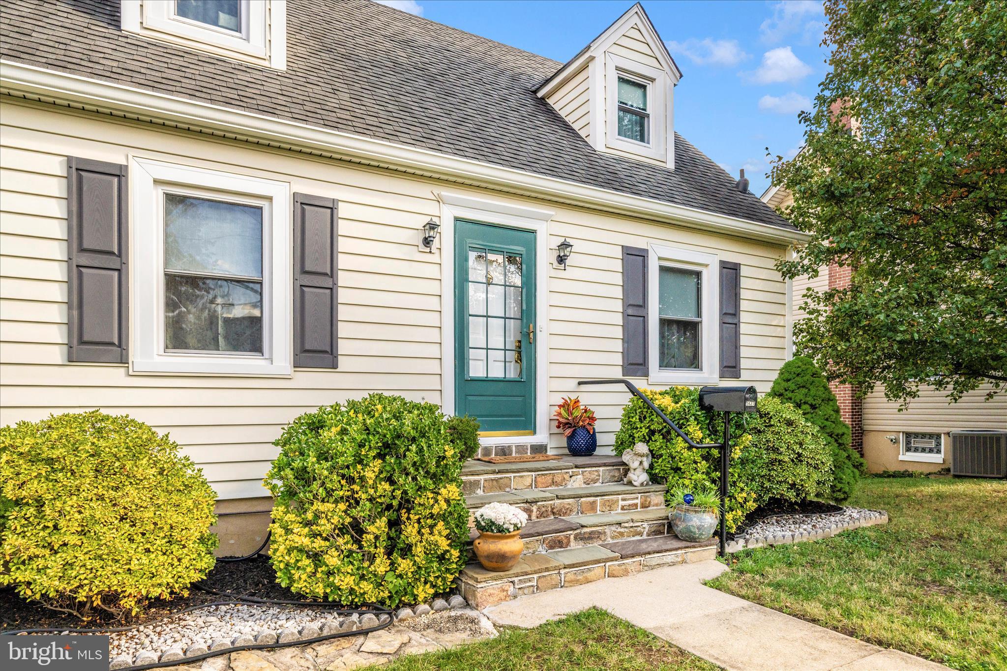 HALETHORPE HEIGHTS - Residential