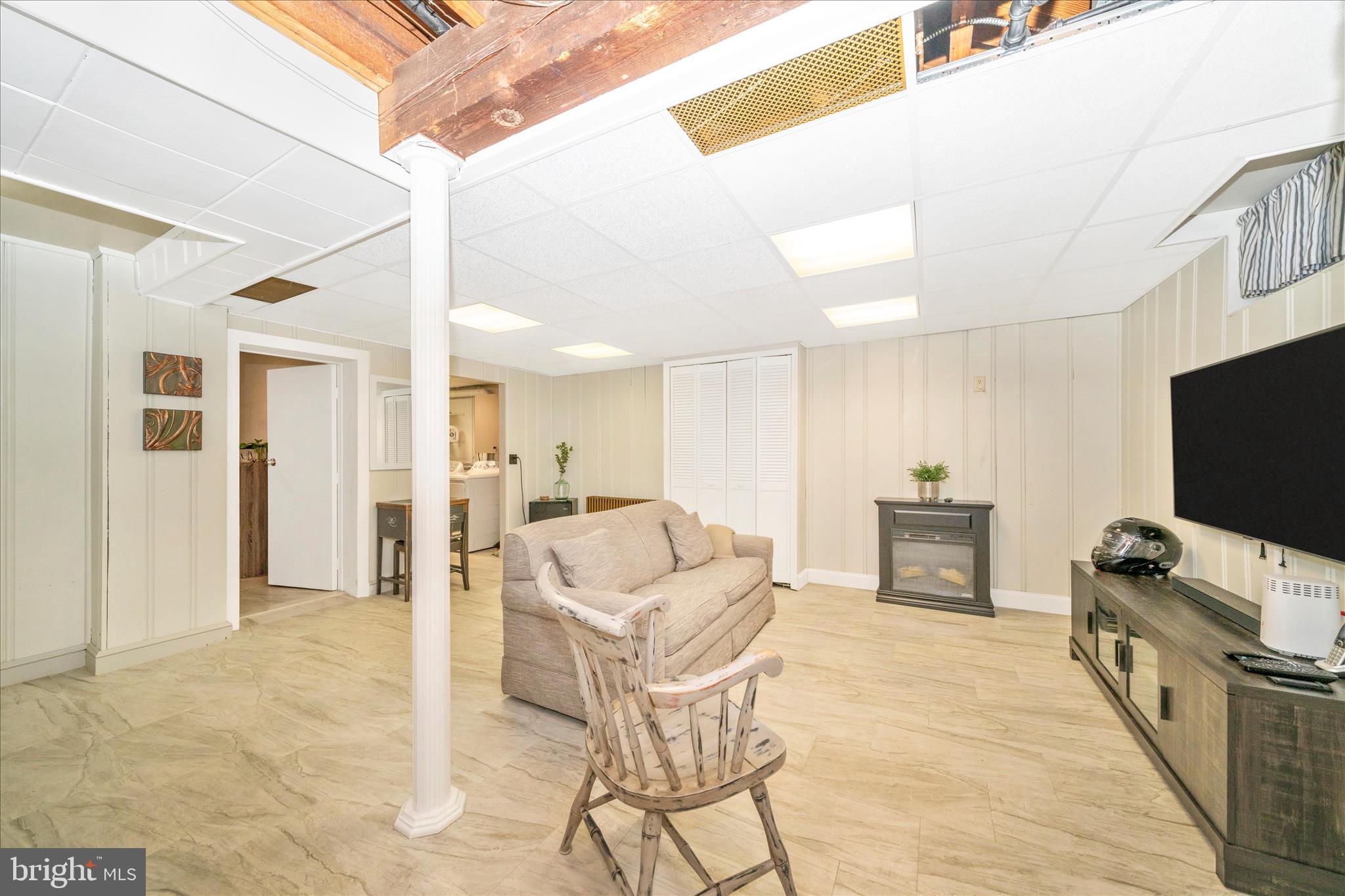 HALETHORPE HEIGHTS - Residential