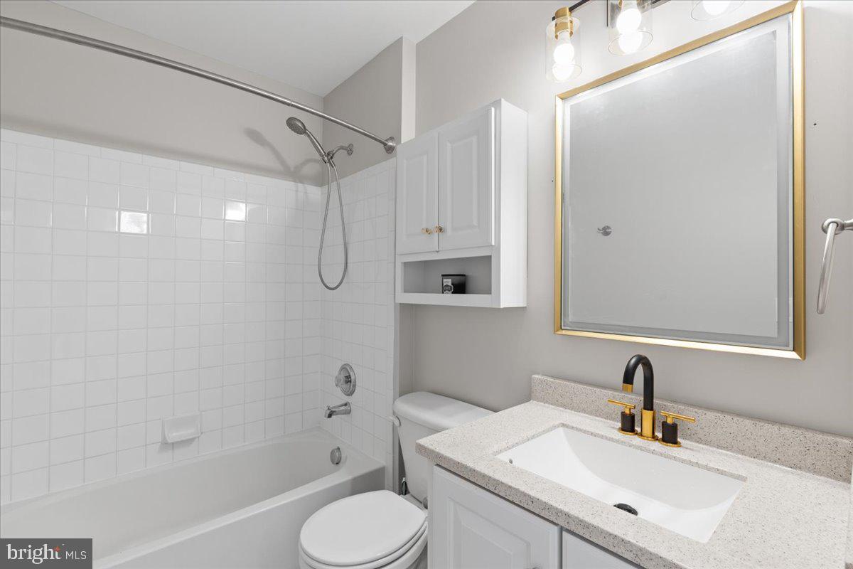 PRINCE WILLIAM TOWN CENTER - Residential