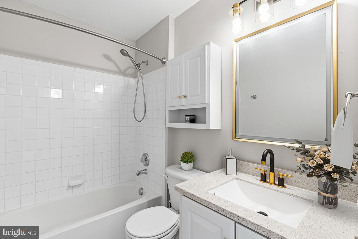 PRINCE WILLIAM TOWN CENTER - Residential