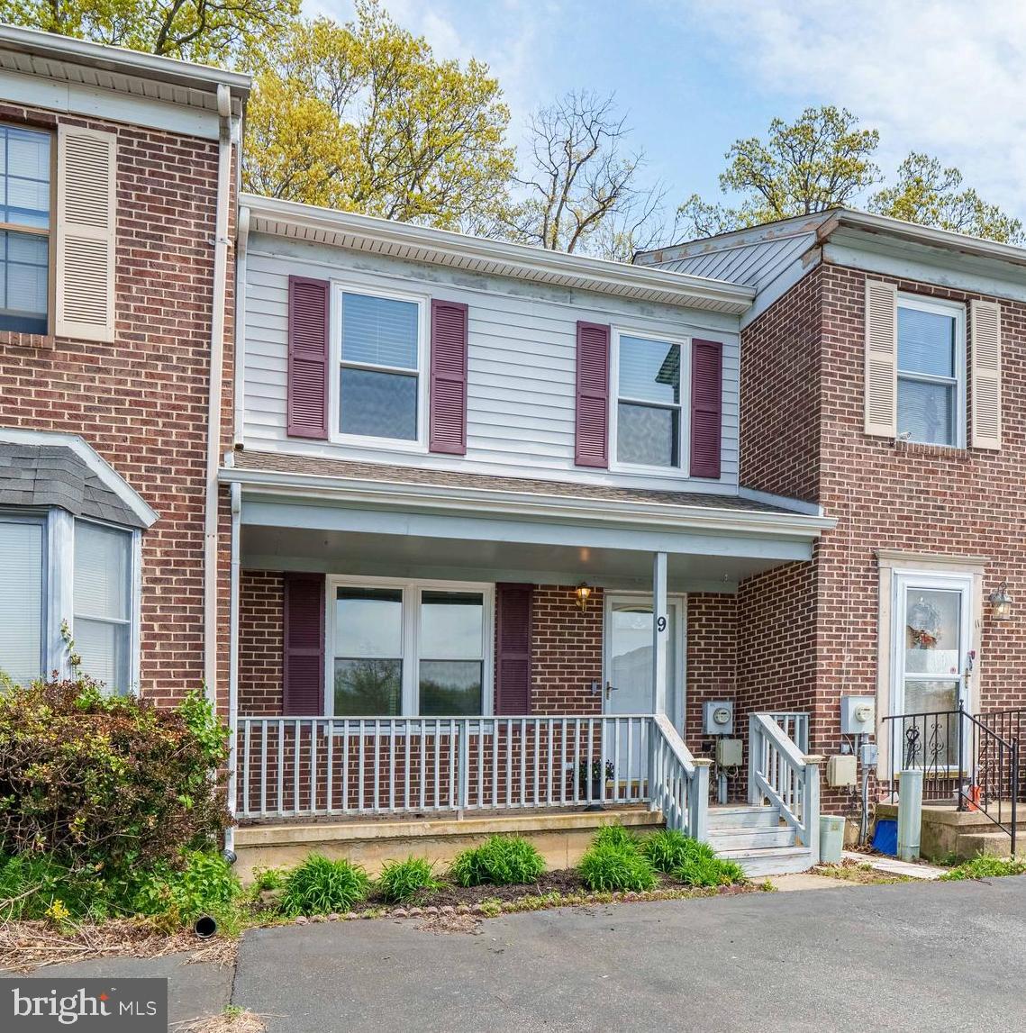 EDINBURGH VILLAS - Residential