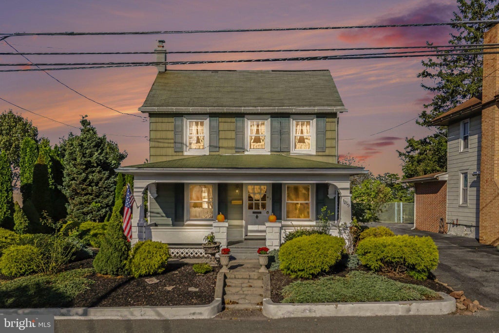 Photo of 1259 E Newport Road, LITITZ, PA 17543 (MLS # PALA2096830)