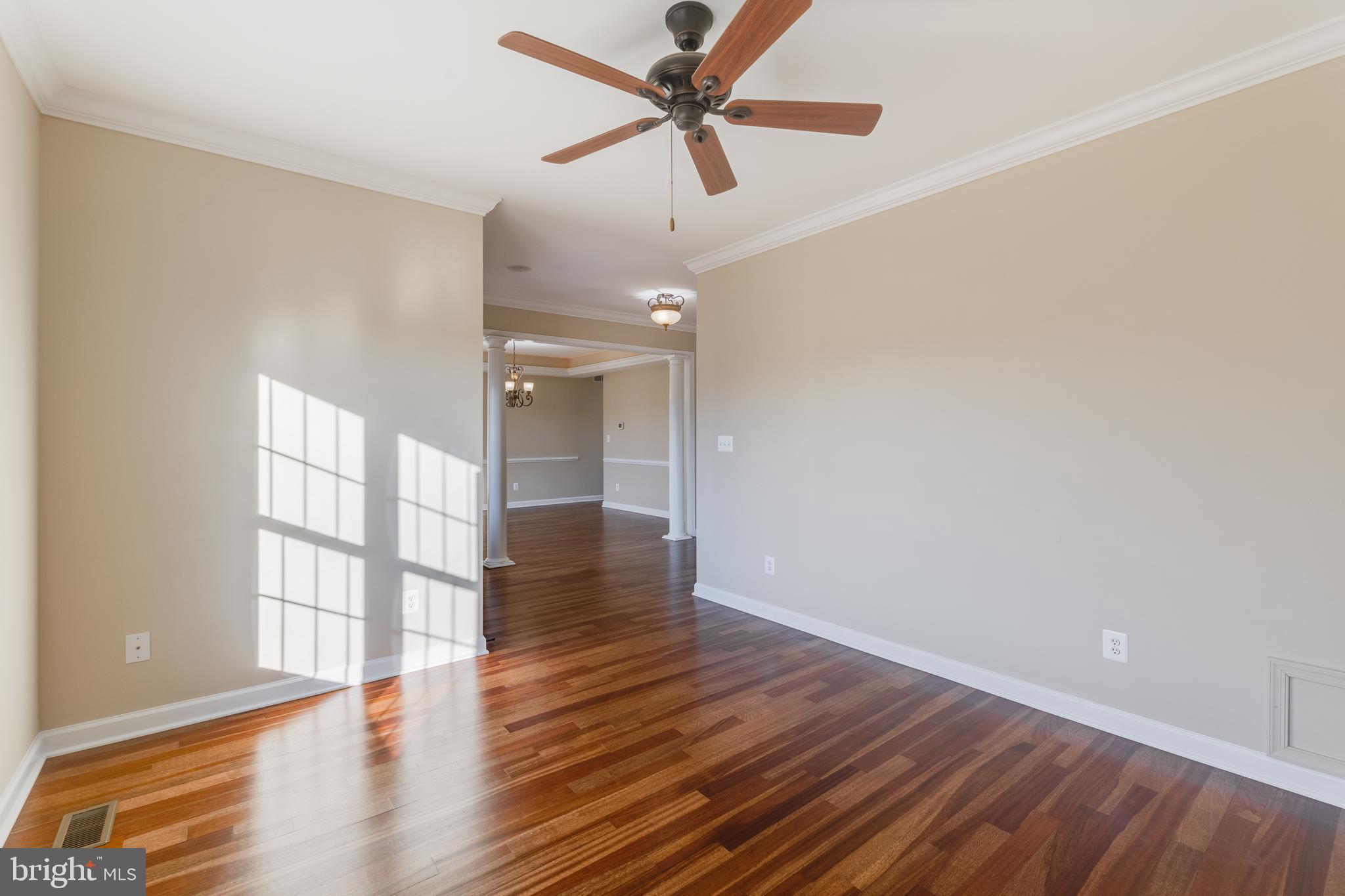 QUAKER HILLS - Residential