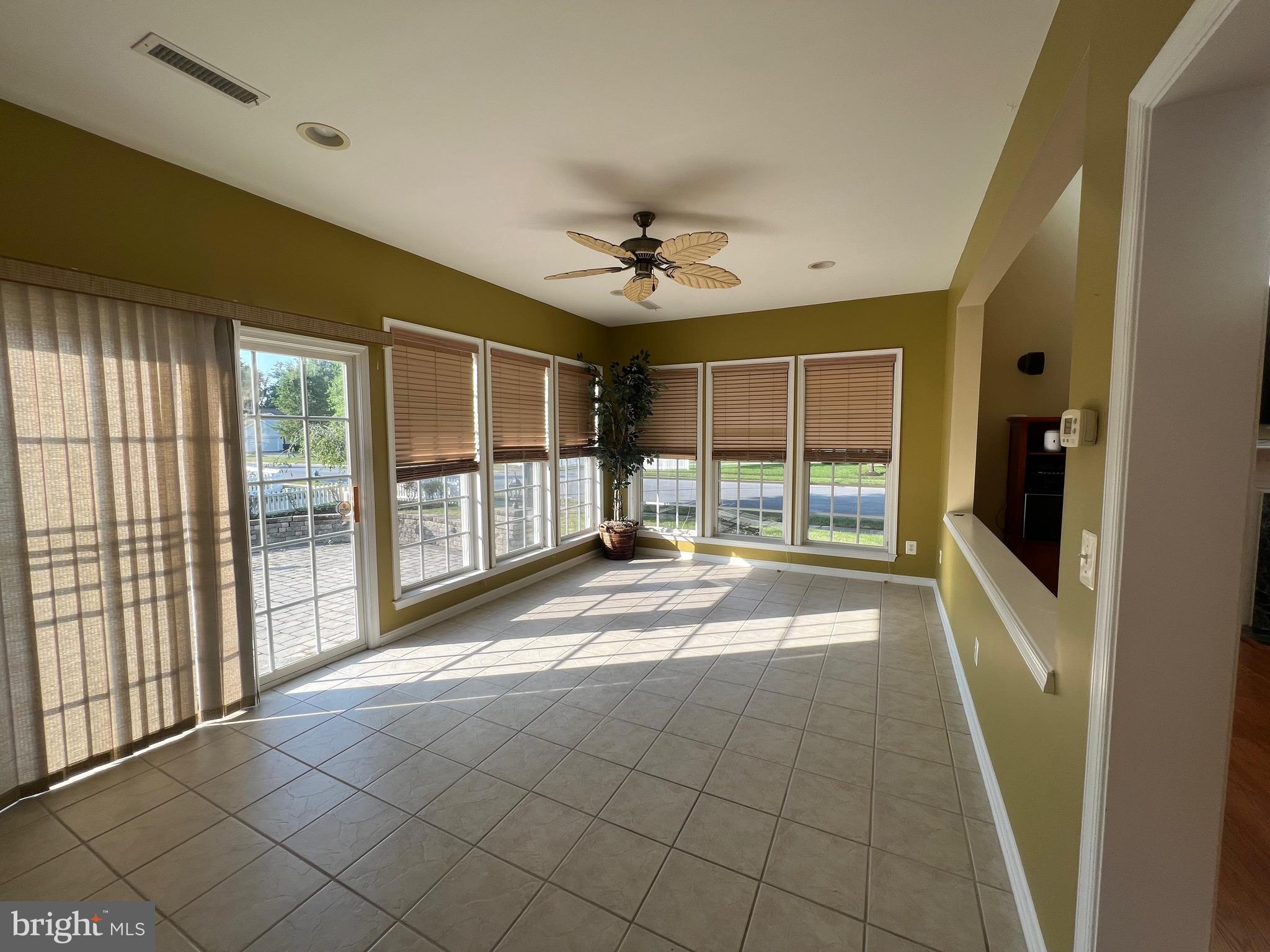 EASTON CLUB EAST - Residential