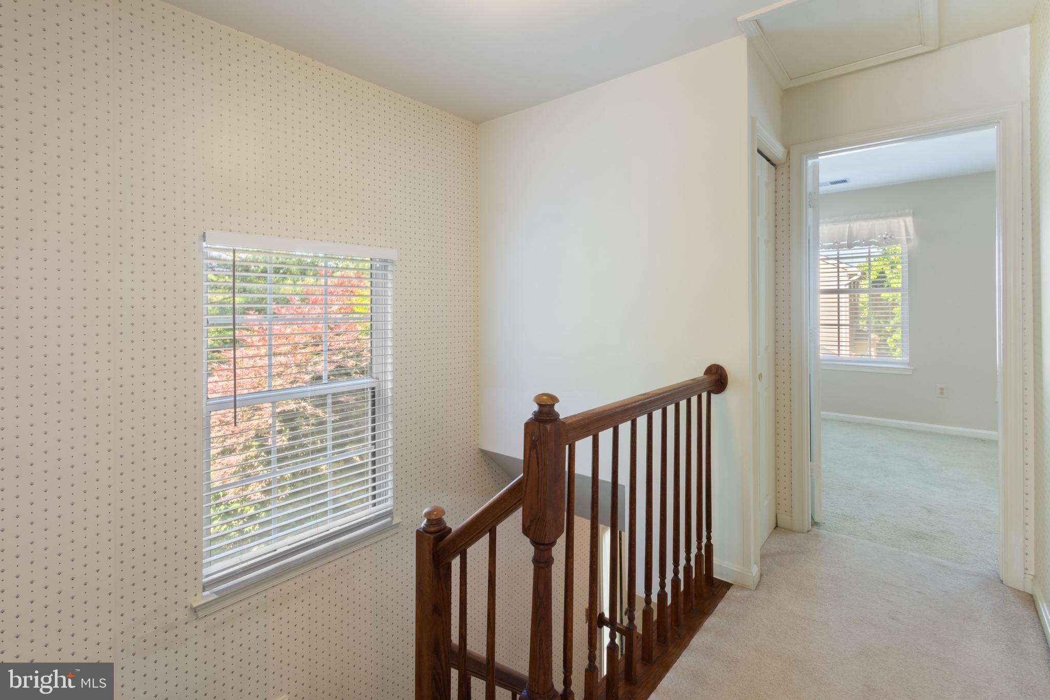 HUNTERS CROSSING - Residential