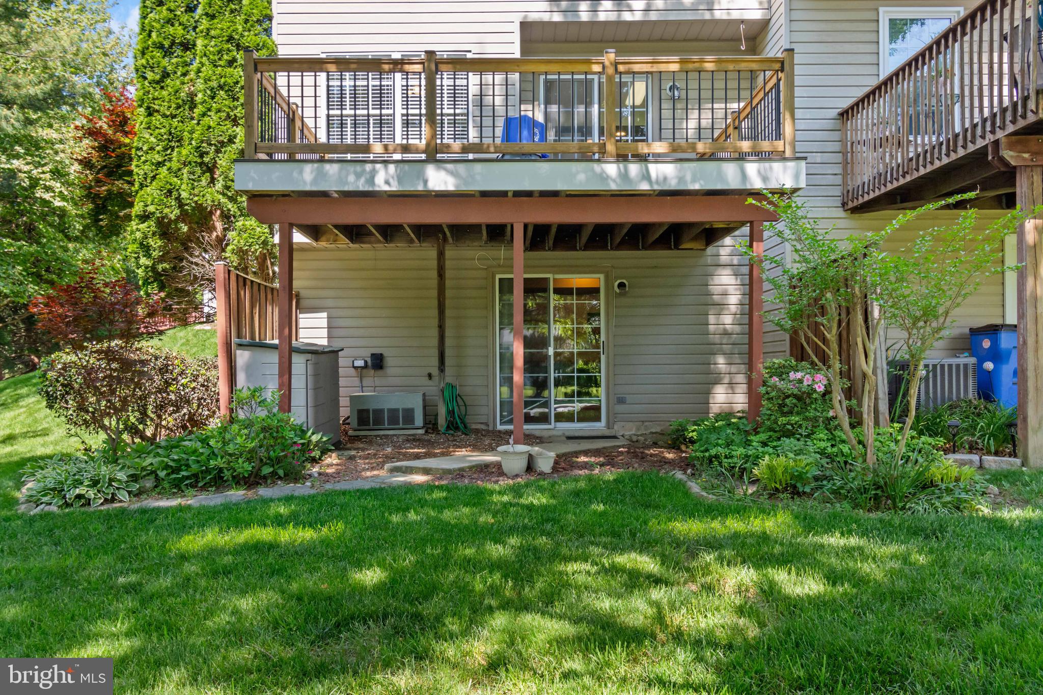 HUNTERS CROSSING - Residential