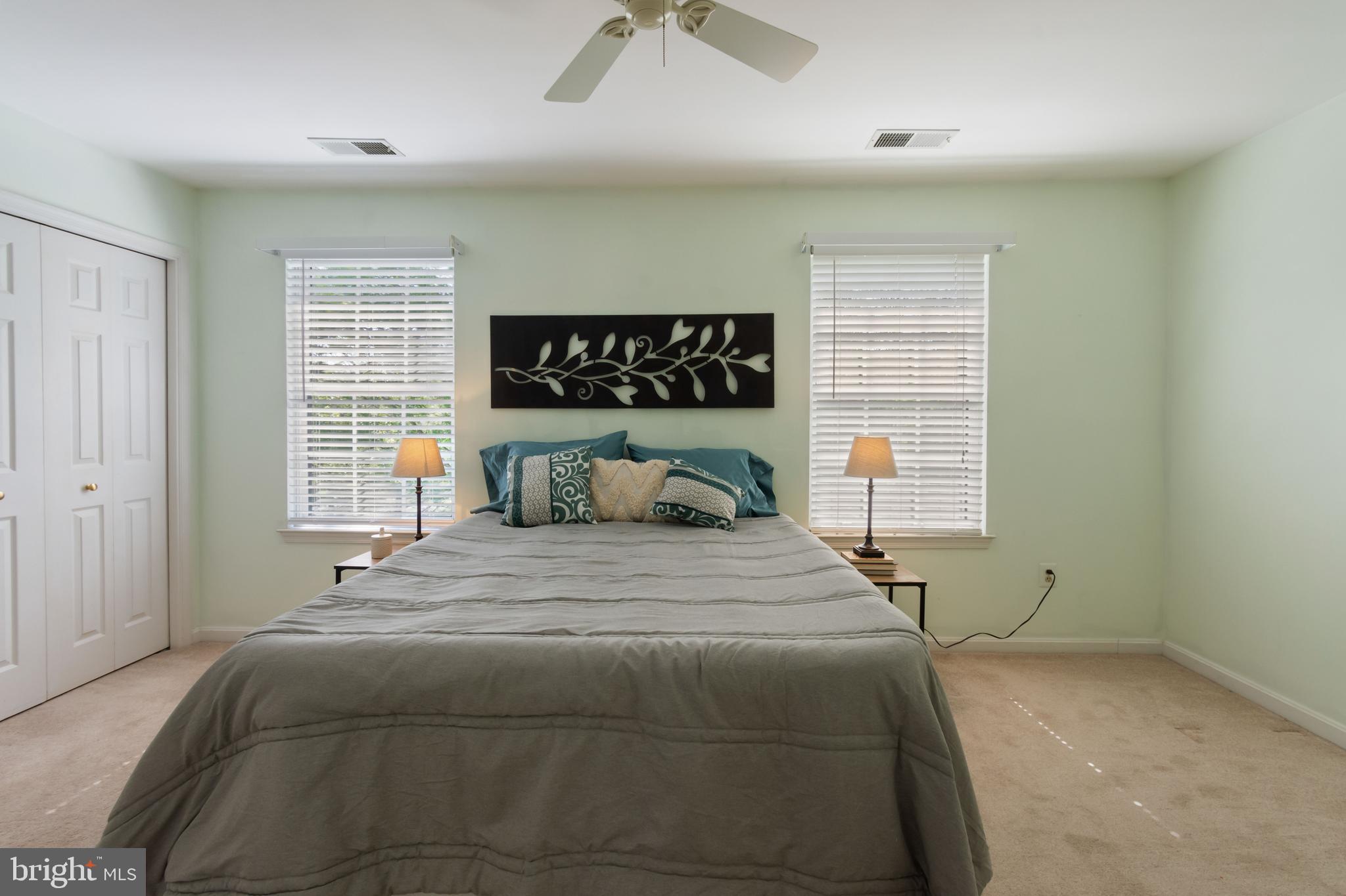 HUNTERS CROSSING - Residential