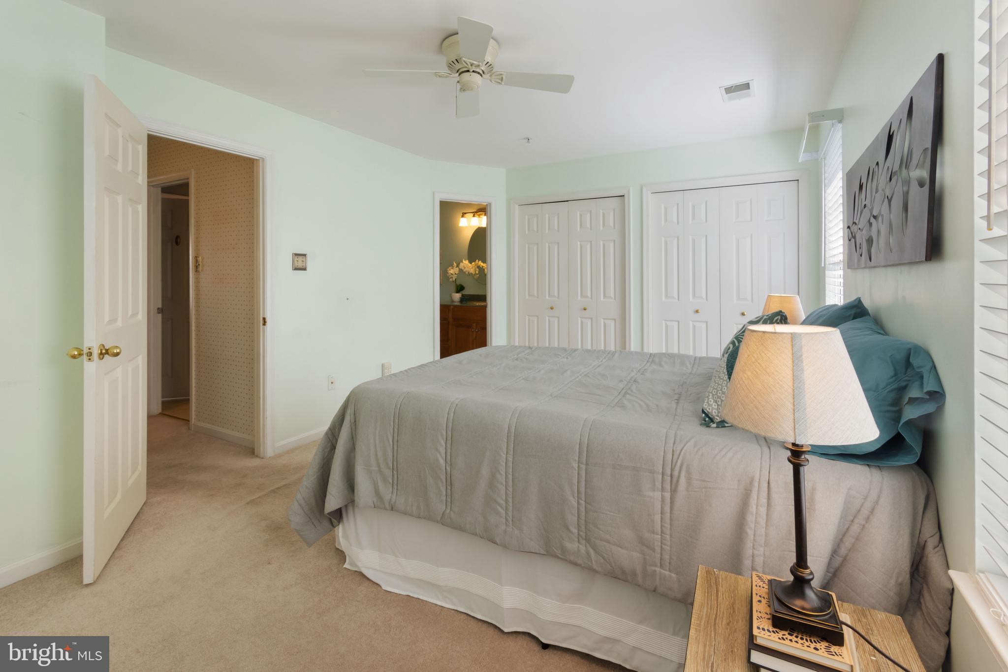 HUNTERS CROSSING - Residential