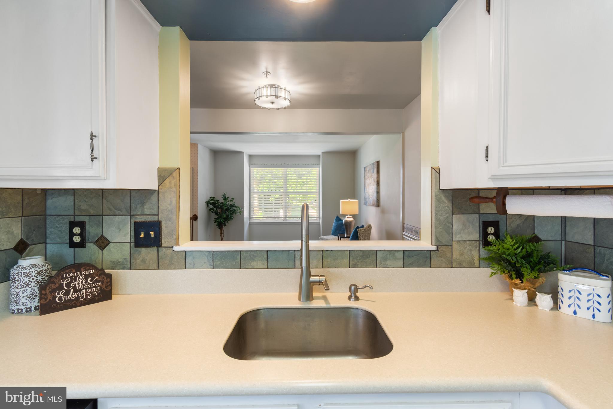HUNTERS CROSSING - Residential