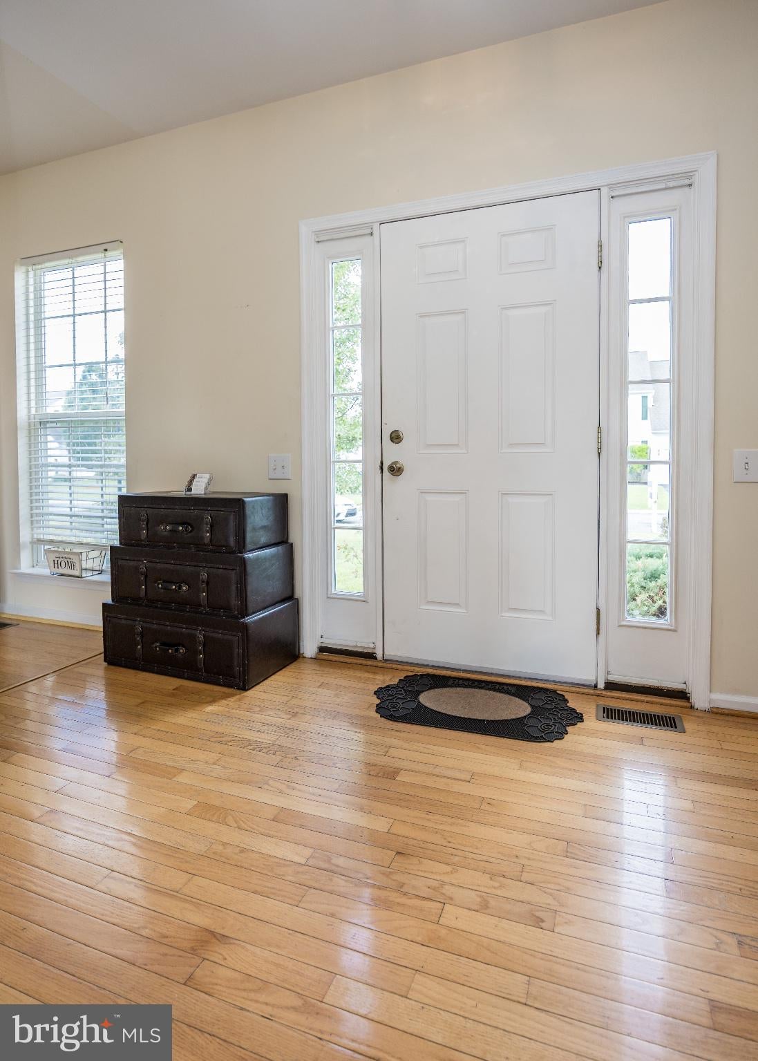 48 WHITE BIRCH DRIVE
