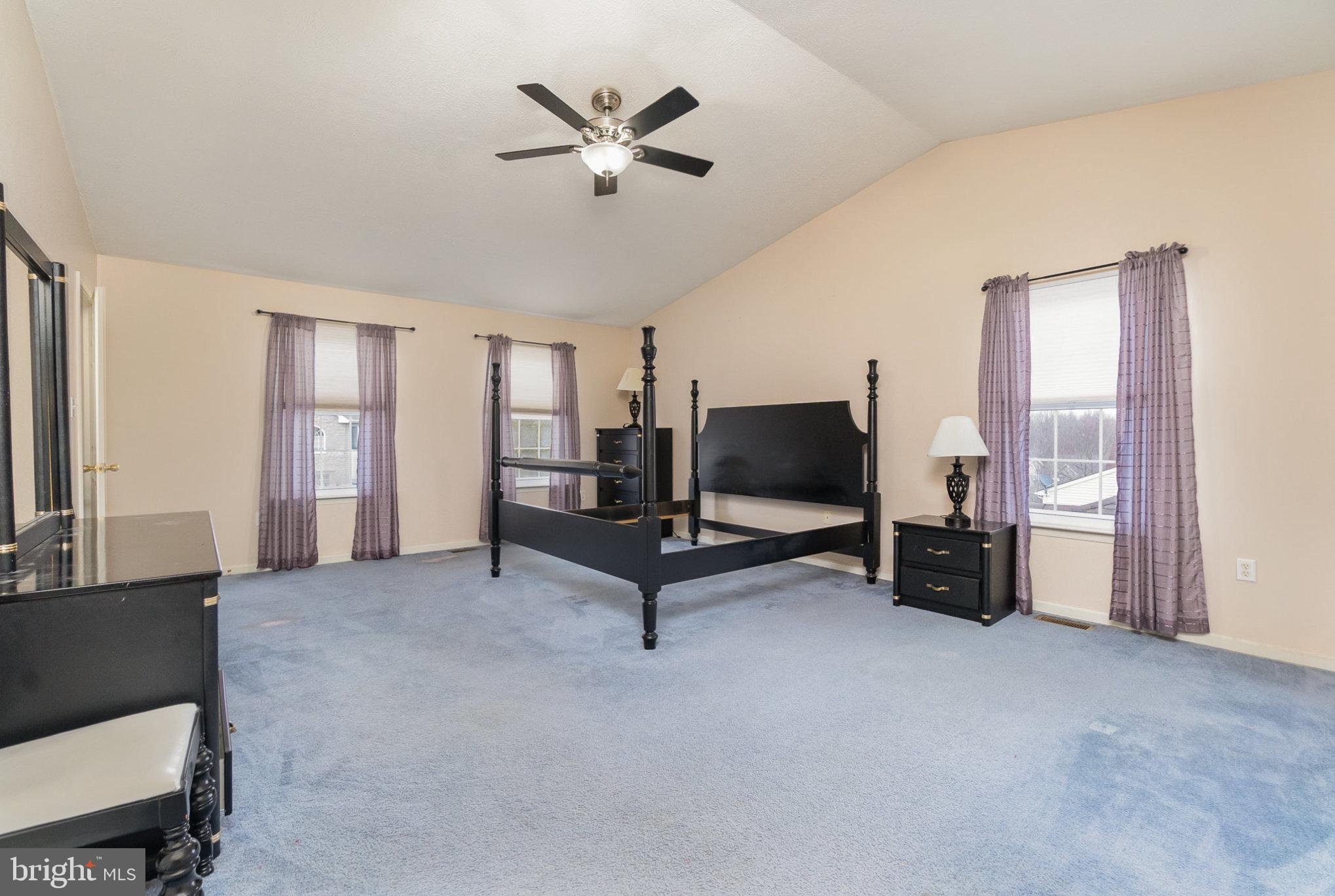 VILLAGE OF ELK RIDGE - Residential