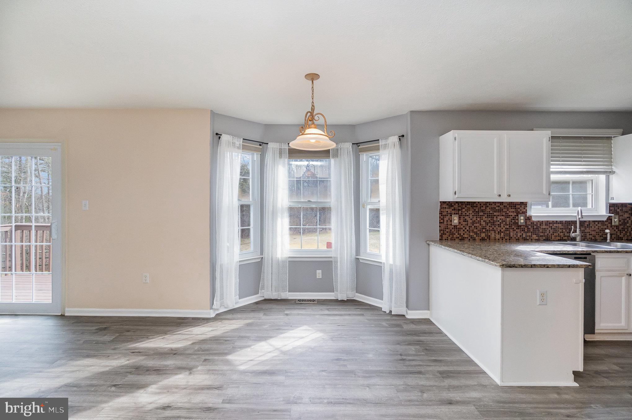 VILLAGE OF ELK RIDGE - Residential