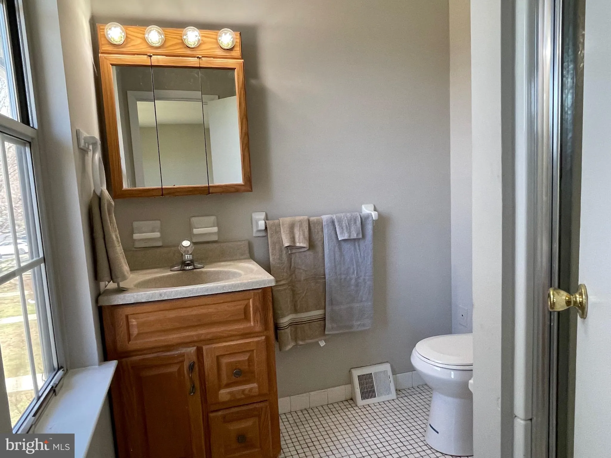 Downingtown, Pennsylvania 19335, United States, 3 Bedrooms Bedrooms, ,4 BathroomsBathrooms,Residential,Coming Soon,95608