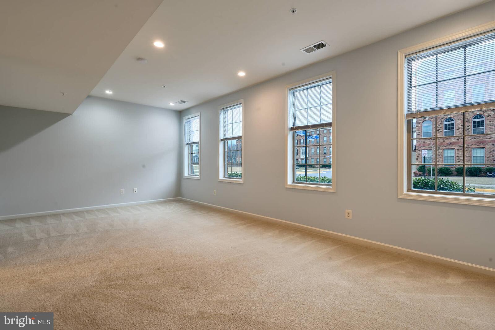 MOOREFIELD - Residential