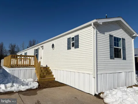 MLS: MDBC2152108
