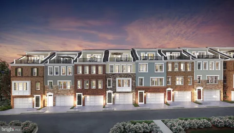 10804 Willow Terrace, Fairfax, VA 22030 - #: VAFX2225056