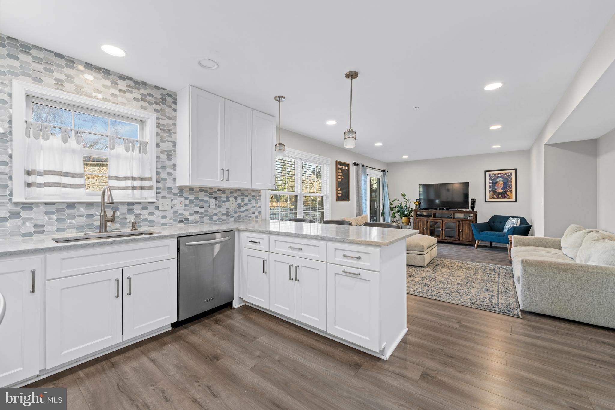 CAPE ST CLAIRE - Residential