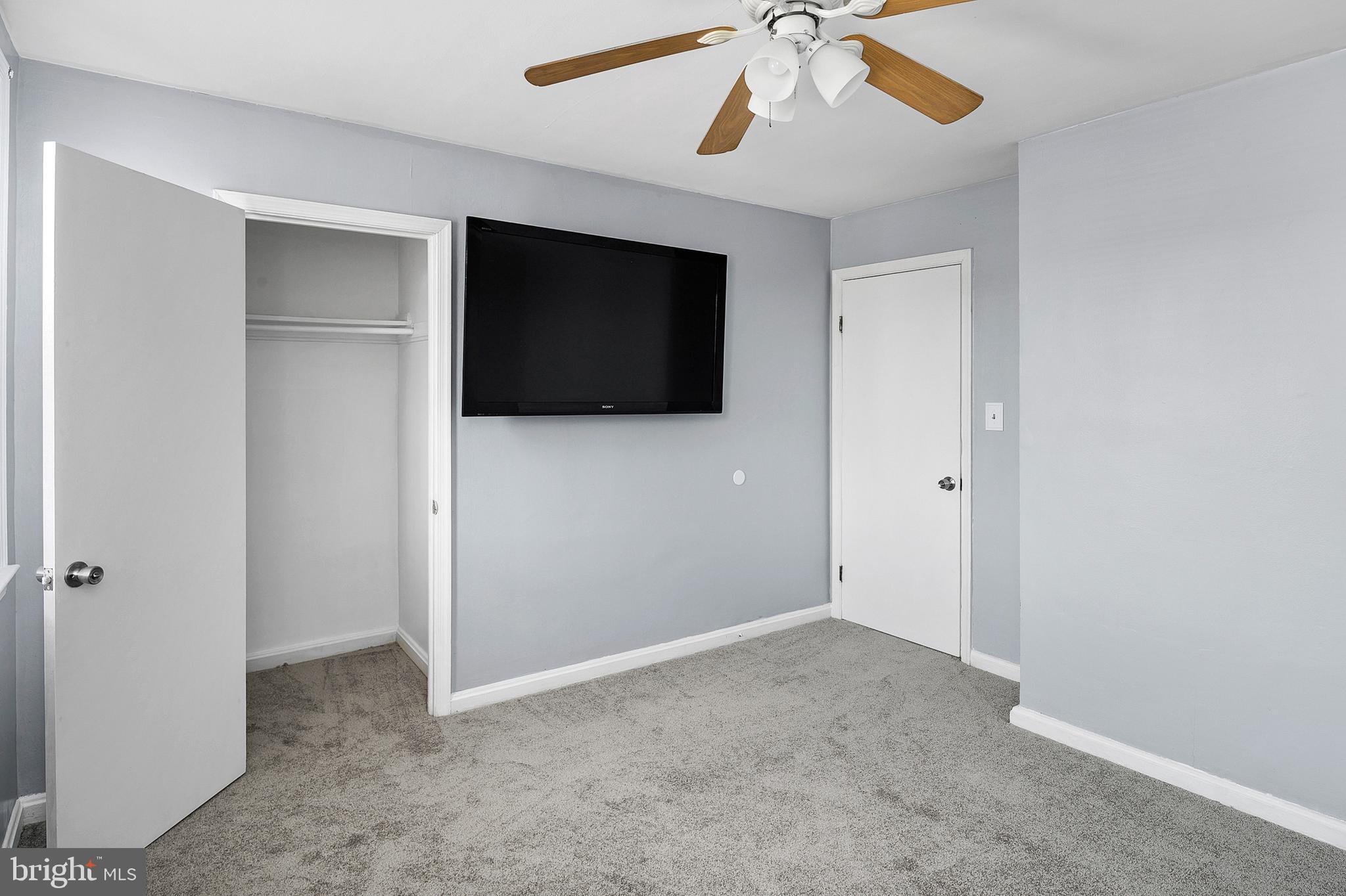 NORTH POINT VILLAGE - Residential