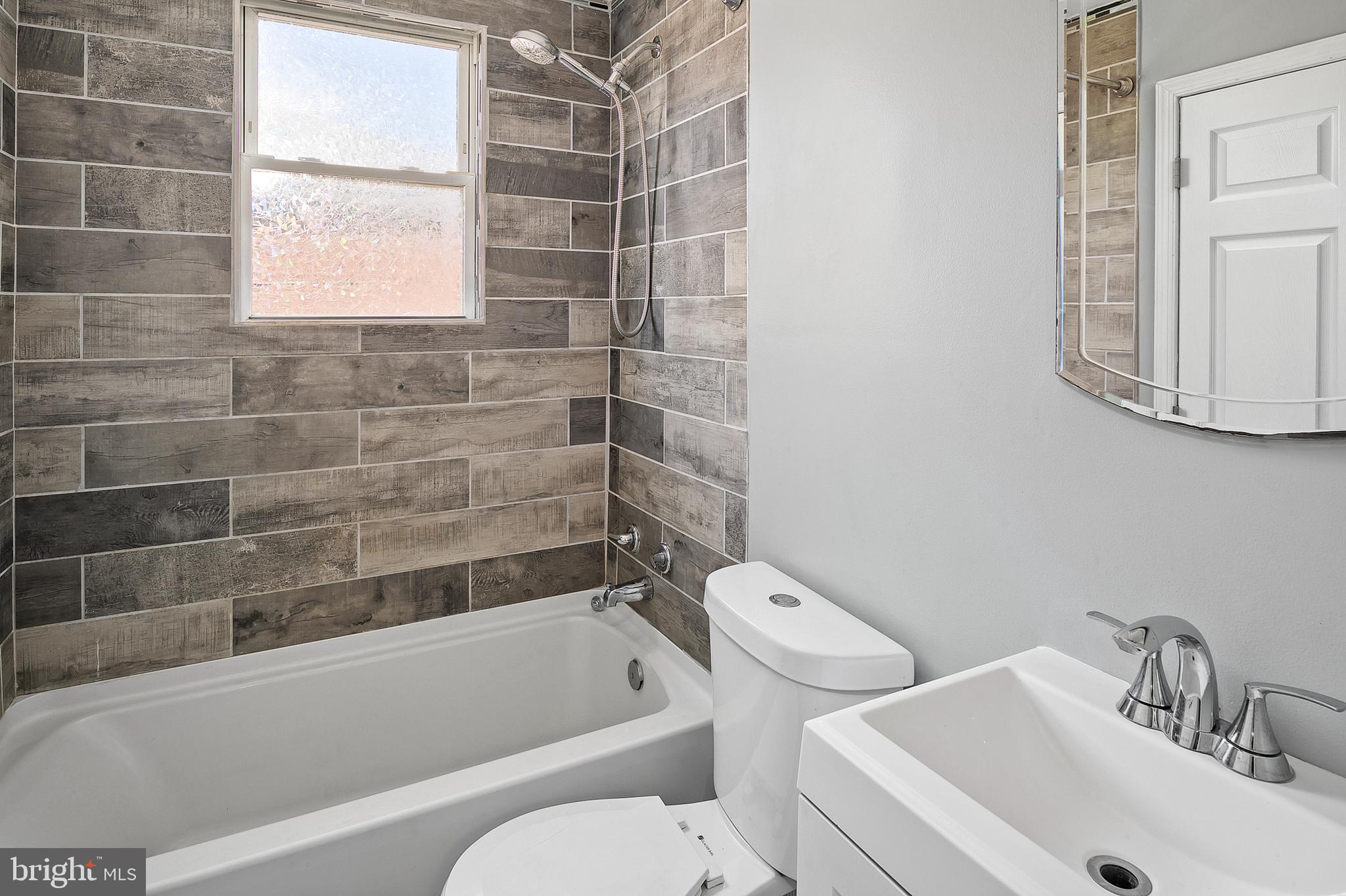 NORTH POINT VILLAGE - Residential