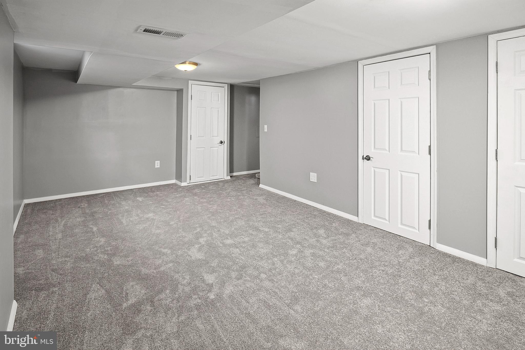 NORTH POINT VILLAGE - Residential