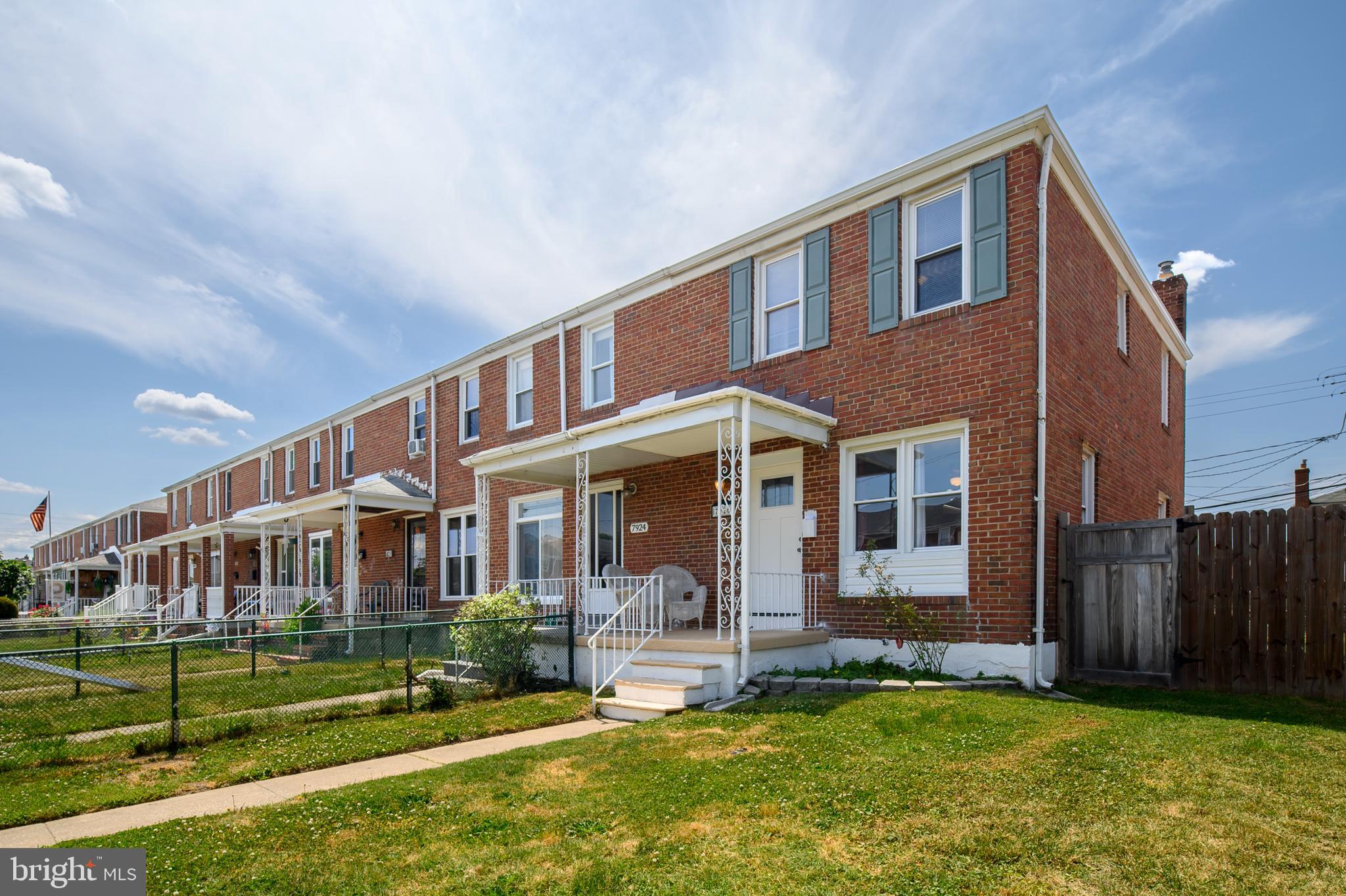 NORTH POINT VILLAGE - Residential