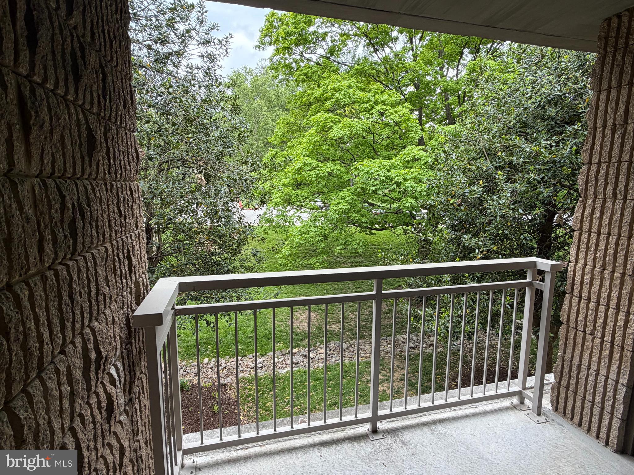 VILLAGE OF LONG REACH - Residential