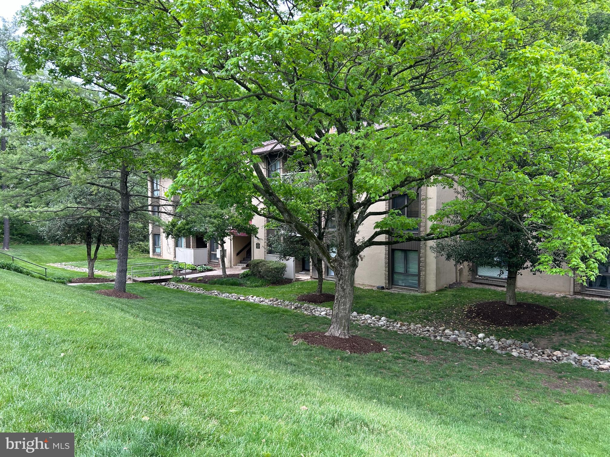 VILLAGE OF LONG REACH - Residential