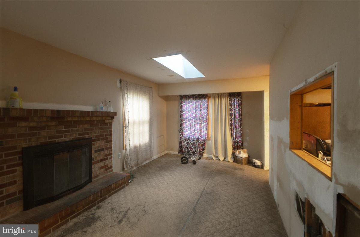 SNOWDEN OAKS - Residential