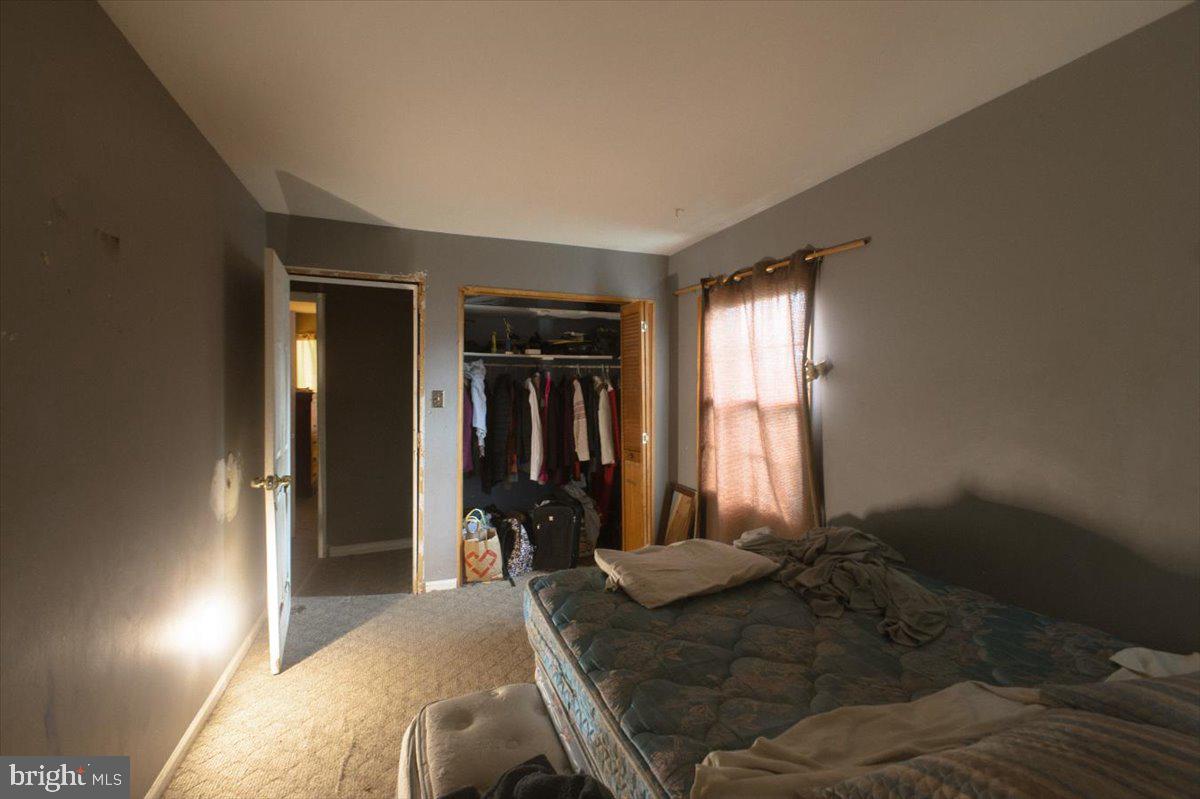 SNOWDEN OAKS - Residential