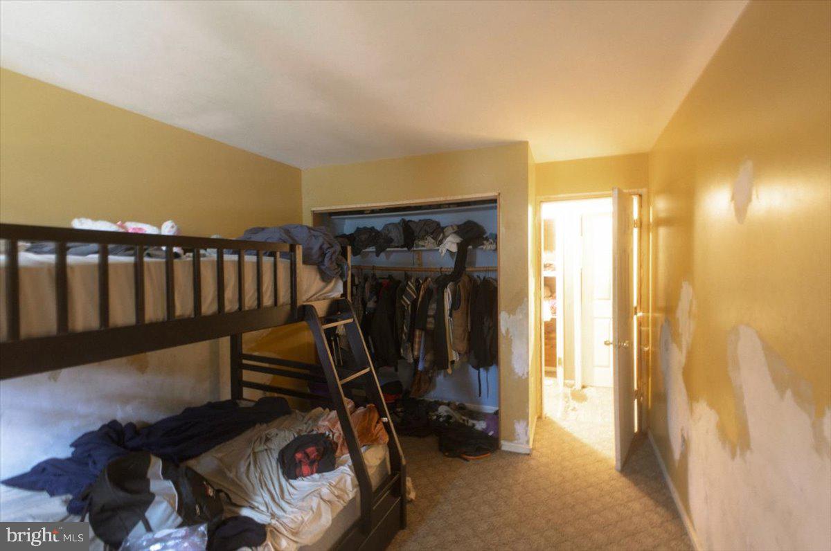 SNOWDEN OAKS - Residential