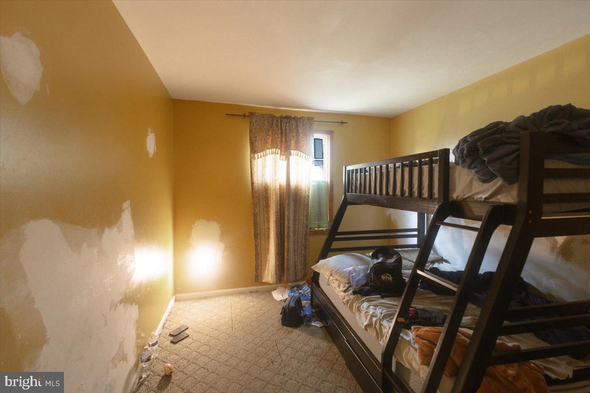 SNOWDEN OAKS - Residential