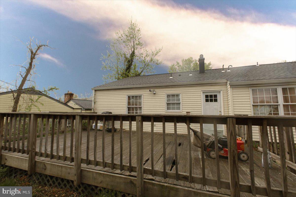 SNOWDEN OAKS - Residential