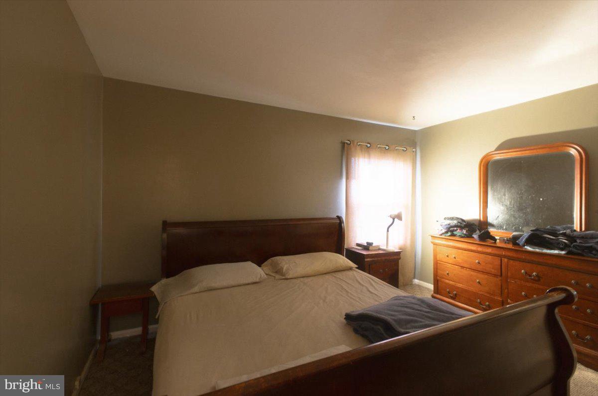 SNOWDEN OAKS - Residential