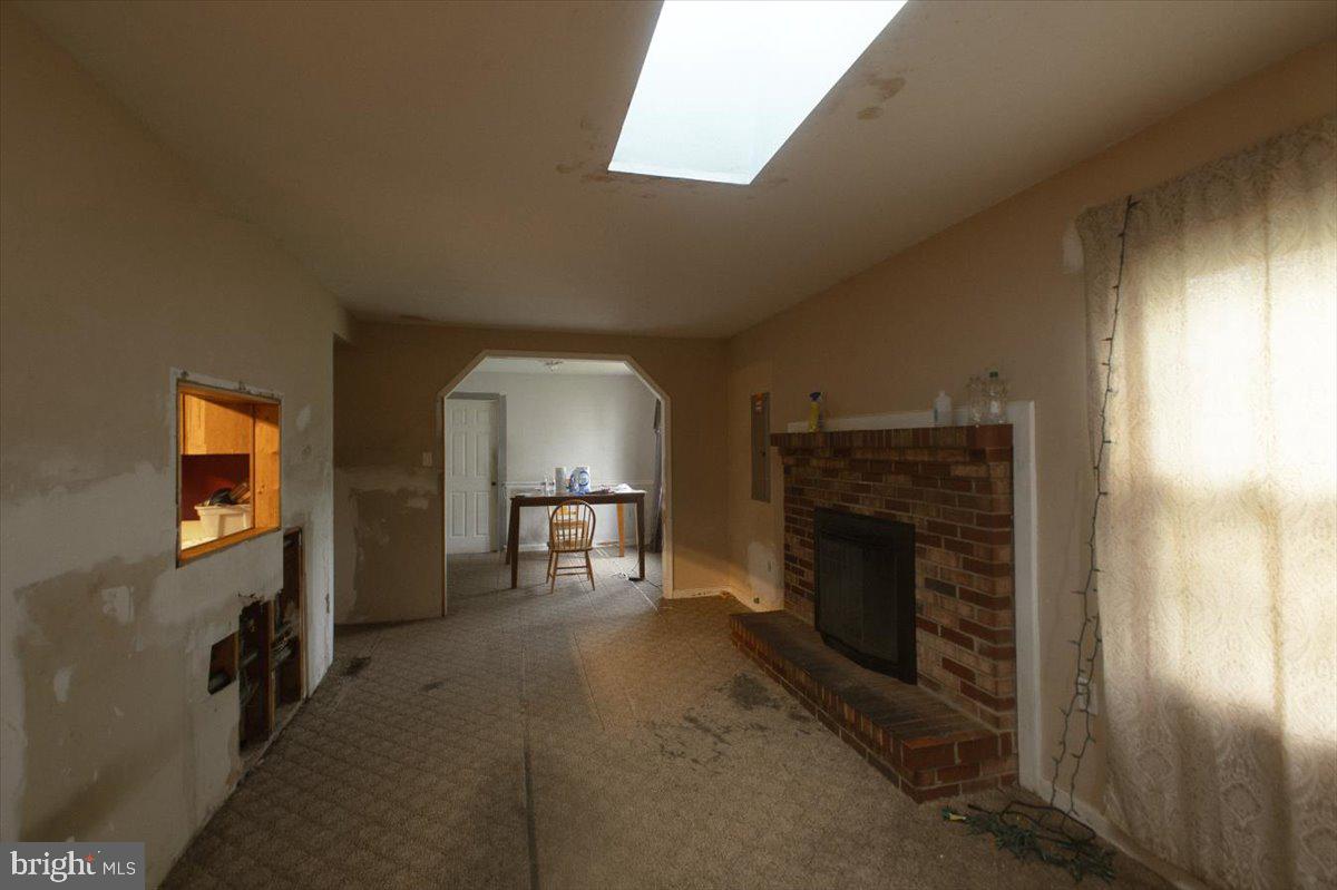 SNOWDEN OAKS - Residential