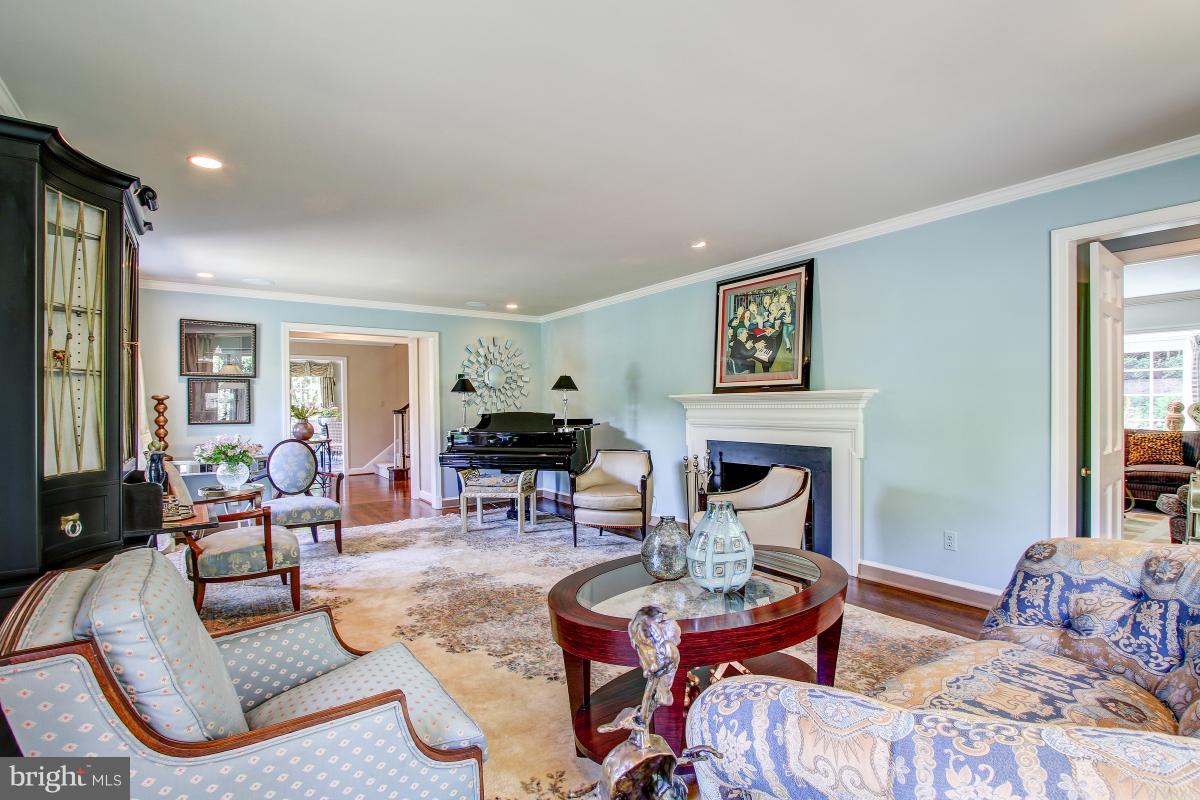 BANNOCKBURN ESTATES - Residential