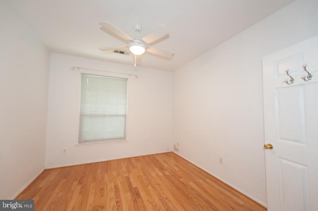 GATES OF MCLEAN - Residential Lease