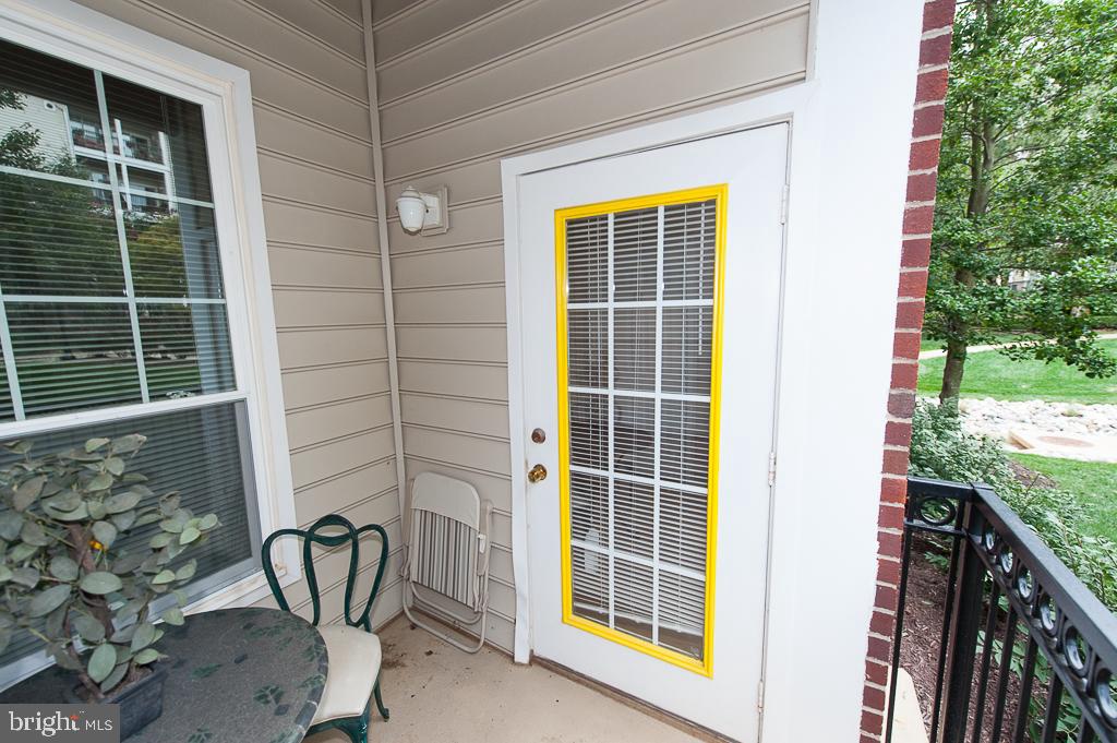 GATES OF MCLEAN - Residential Lease