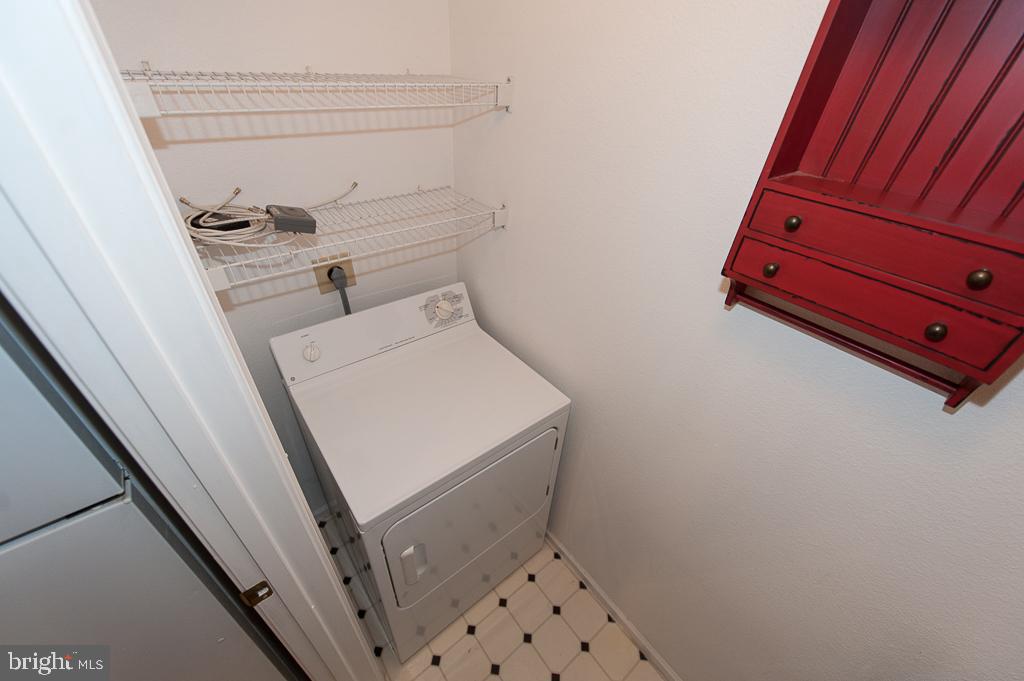 GATES OF MCLEAN - Residential Lease